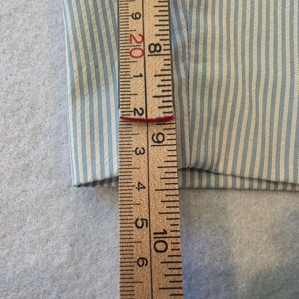 Alan Flusser Golf Mens Blue White Striped Seersucker Shorts Size 38 Performance